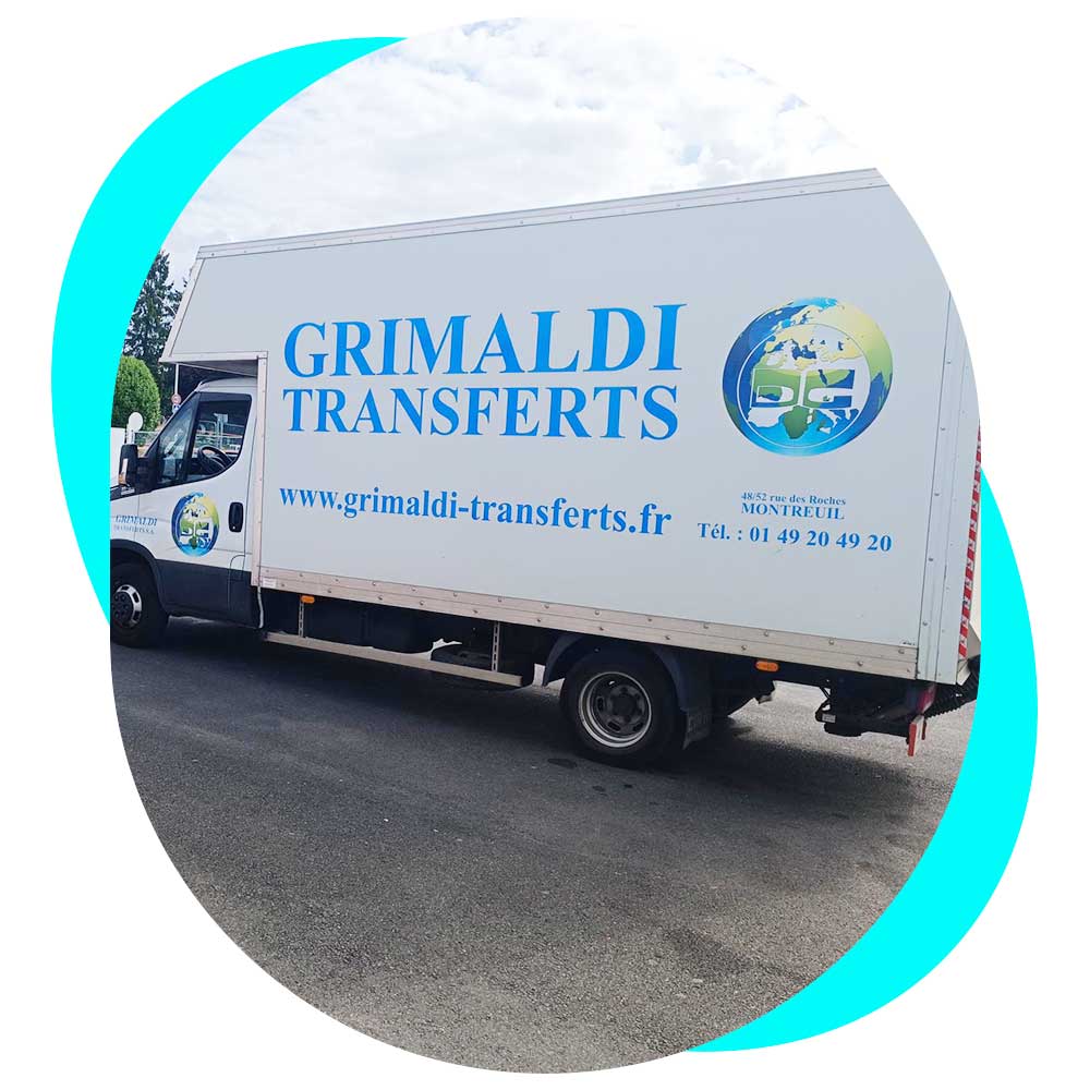 Camion-de-demegagement-Grimaldi-Transferts